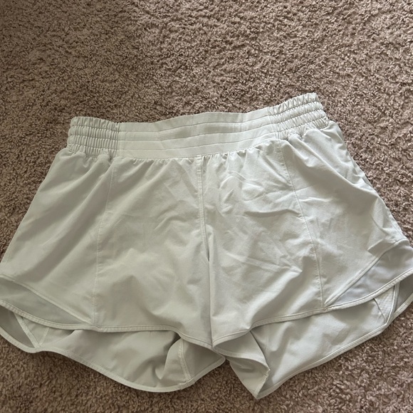 Lululemon hotty hot high rise shorts 4” “bone” color- off white - Picture 2 of 3